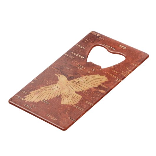 Rustikaler Raven auf der inneren Birkenrinde Geldbeutel Flaschenöffner (Rückseite Schrägansicht)