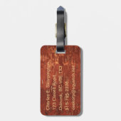 Rustikaler Raven auf der inneren Birkenrinde Gepäckanhänger (Rückseite vertikal)