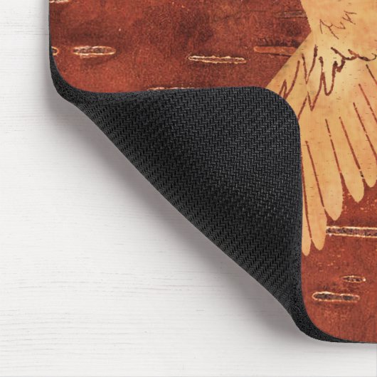 Rustikaler Raven auf der inneren Birkenrinde Mousepad (Ecke)