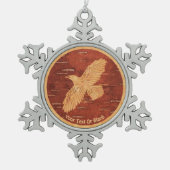 Rustikaler Raven auf der inneren Birkenrinde Schneeflocken Zinn-Ornament (Vorderseite)