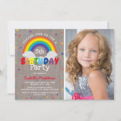 Rustikaler Regenbogen Geburtstag | Farbiges Foto Einladung (Vorderseite)