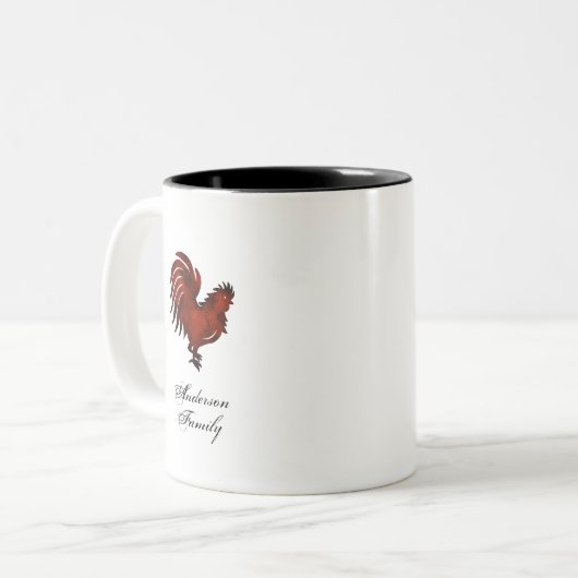 Rustikaler roter Hahn Familienname personalisiert Zweifarbige Tasse (Vorderseite Links)