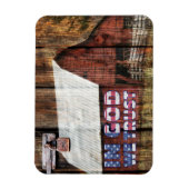 Rustikaler roter verblassener Stall mit Latte in G Magnet (Vertikal)