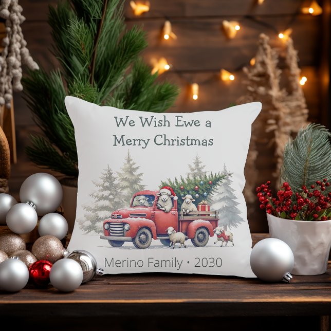 Rustikaler Schafroter Lkw Kissen (We wish ewe a merry christmas throw pillow)