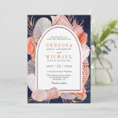 Rustikaler Seashell Nautical Navy Blue QR Code Hoc Einladung (Stehend Vorderseite)