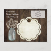 Rustikaler Stall Wedding Wood Mason Jar Babys Atem Ankündigungspostkarte (Rückseite)