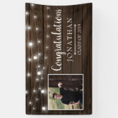 Rustikaler String Lights Barn Wood Abschluss Banner (Vertikal)