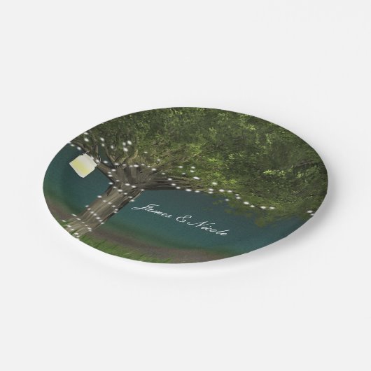 Rustikaler Tree & String Lights Hochzeiten Teller (Schrägansicht)