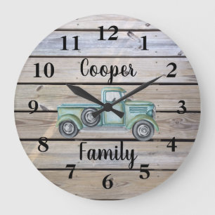 Rustikaler Vintage-Grünwagen Holz Familienname Große Wanduhr