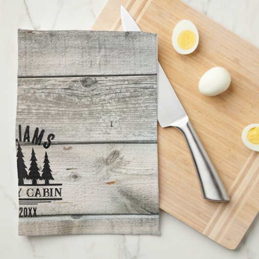 Rustikaler Wald Personalisierte Familienhäuser Nam Geschirrtuch (Viertel Falte)