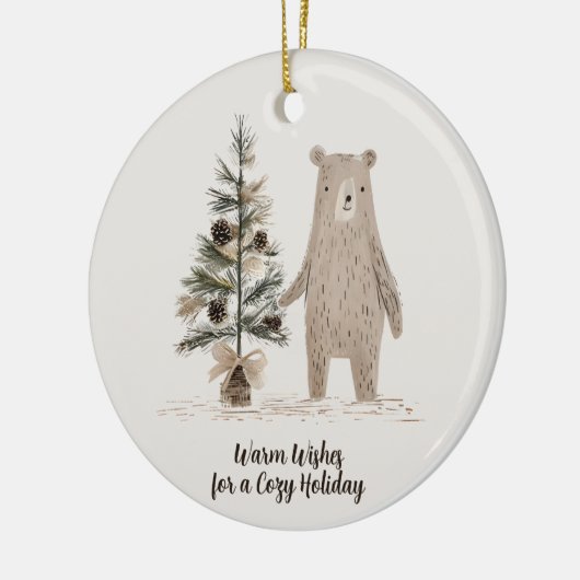 Rustikaler Waldbär mit Weihnachtsbaum Keramik Ornament (Links)