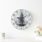 Rustikaler Waldbaum erschüttert Abenteuer aus Holz Große Wanduhr (Zuhause)