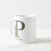 Rustikaler Waldbrief P | Name der Monogramm Kaffeetasse (Vorderseite Links)