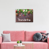 Rustikaler Weihnachtstisch mit Kiefer und Schnee Leinwanddruck (Insitu (Wohnzimmer))