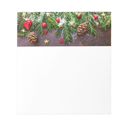 Rustikaler Weihnachtstisch mit Kiefer und Schnee Notizblock (Vorderseite)
