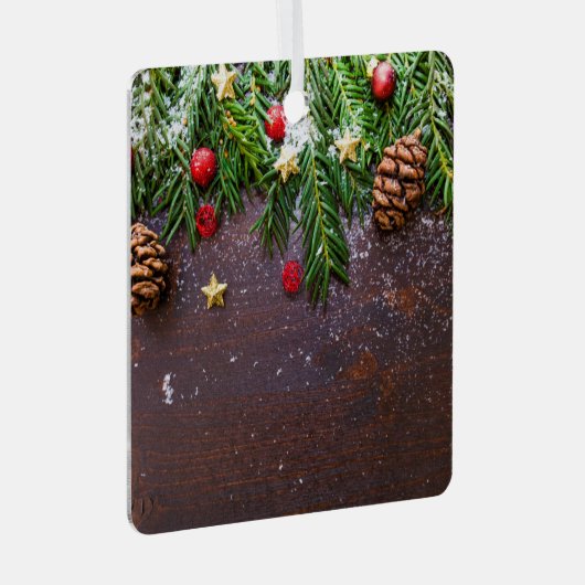 Rustikaler Weihnachtstisch mit Kiefer und Schnee Ornament Aus Metall (Vorderseite Rechts)