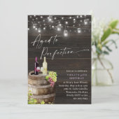 Rustikaler Wein zum Geburtstag, vollmundig Einladung (Stehend Vorderseite)