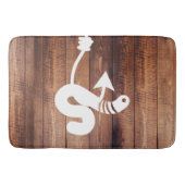 Rustikaler Weißwurm auf einem Haken & Holzplank Badematte (Vorderseite)