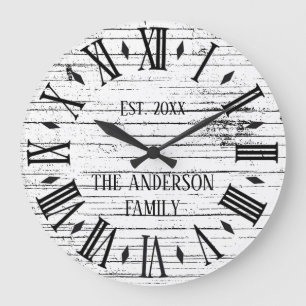 Rustikales, abgenutztes Holz Familienname römische Große Wanduhr