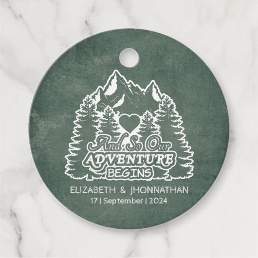 Rustikales Adventure Green Pine Woods Mountains We Geschenkanhänger (Vorderseite)