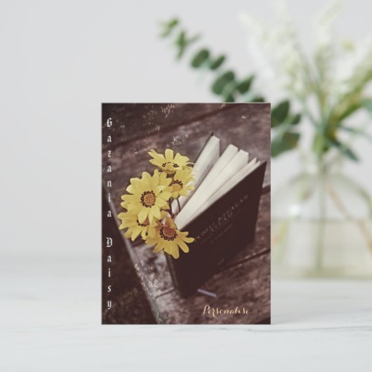 Rustikales Afrikanisches Gelbschwanz-Blume-Lesezei Postkarte (Stehend Vorderseite)