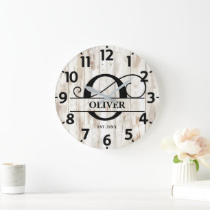 Rustikales altes Holz O Monogramm Große Wanduhr