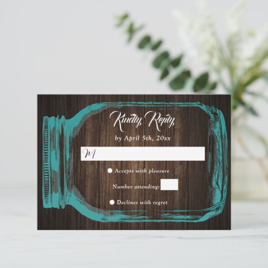 Rustikales Aquamarin Wood Hearts Mason Jar Wedding RSVP Karte (Stehend Vorderseite)