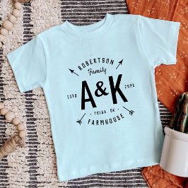 Rustikales Arrow-Monogram-Bauernhaus