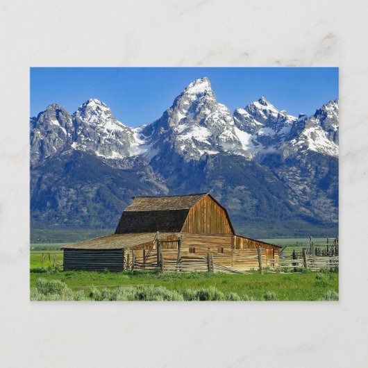 Rustikales Barngebirge Landschaftliches Foto Postkarte (Vorderseite)