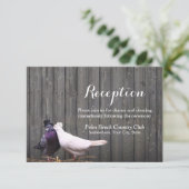 Rustikales Barnholz liebt Vögel Hochzeit Empfang Begleitkarte (Stehend Vorderseite)