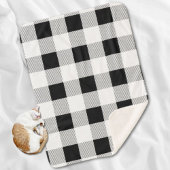 rustikales Bauernhaus elegant schwarzweiß kariert Sherpadecke