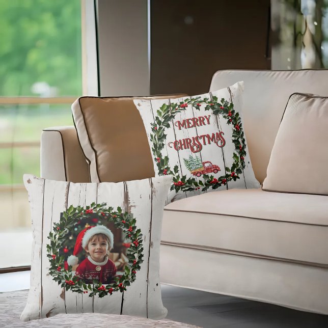 Rustikales Bauernhaus, gestört mit Holzkissen Kissen (Von Creator hochgeladen)