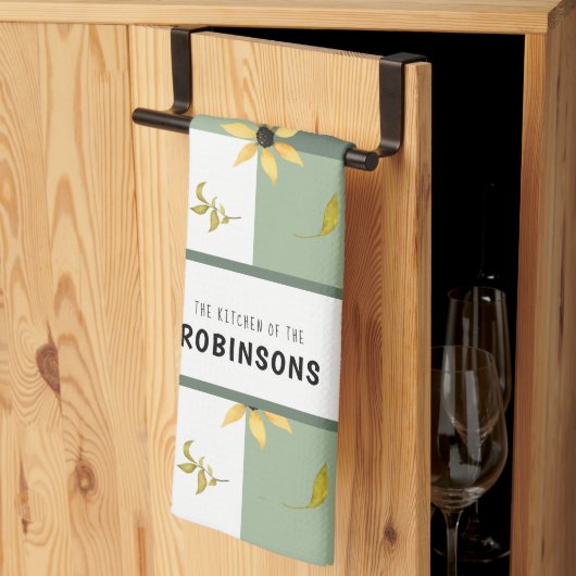 Rustikales Bauernhaus grüner Gingham floral mit Mo Geschirrtuch (Drittel gefaltet)