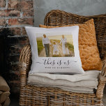 Rustikales Bauernhaus Personalisiertes Foto Kissen<br><div class="desc">Die Hintergrundfarbe kann online angepasst werden (in jeder Farbe!). Entworfen von Berry Berry Sweet {www.berryberrysweet.com}</div>