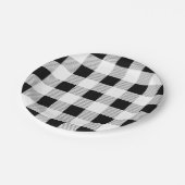 rustikales Bauernhaus Schwarz-weißes Büffel karier Pappteller (Schrägansicht)