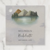 Rustikales Bergsee & Bachelorette Wochenende Geschenkanhänger (Vorderseite)