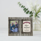 Rustikales Bildrahmen-Foto Hochzeitssache speicher Ankündigungspostkarte (Stehend Vorderseite)