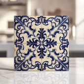 Rustikales Blau und Weiße Majolica Fliese