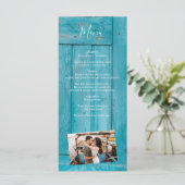 Rustikales blaues Holz 4 Fotos Hochzeit Menükarte (Stehend Vorderseite)