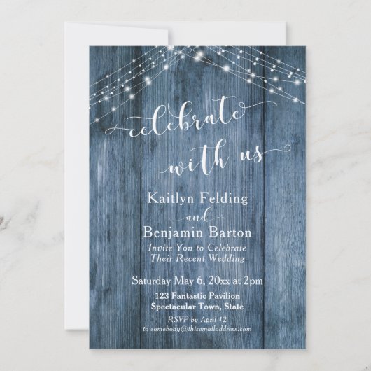Rustikales blaues Holz & Lichter feiern mit uns Einladung (Vorderseite)