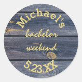 Rustikales Blauholz | Bachelor Weekend Monogram Runder Aufkleber (Vorderseite)