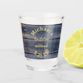 Rustikales Blauholz | Bachelor Weekend Monogram Schnapsglas (Vorderseite)