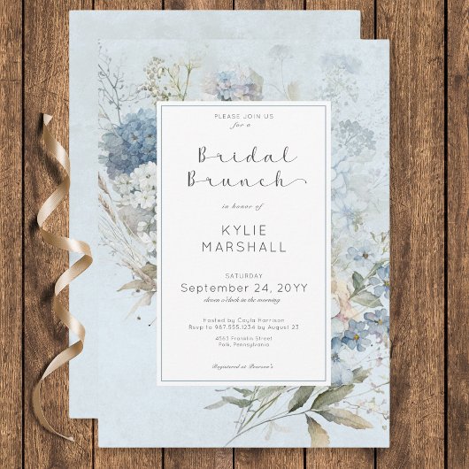 Rustikales Blue & White Floral Frame Bridal Brunch Einladung