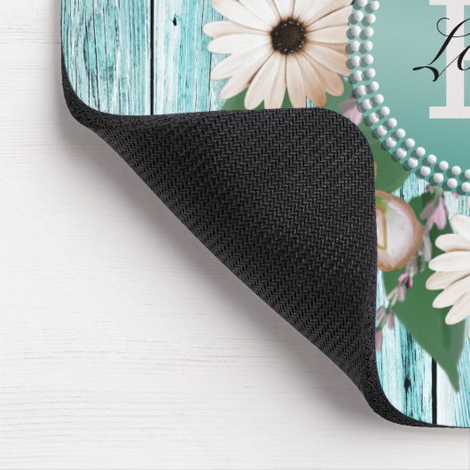 Rustikales Blumenholz Monogramm Mousepad (Ecke)