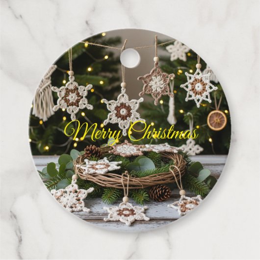 Rustikales Boho Crochet Snowflake Weihnachtsanfang Geschenkanhänger (Vorderseite)