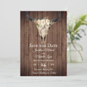 Rustikales Boho Floral Cow Skull auf Barnwood Wedd Save The Date (Stehend Vorderseite)