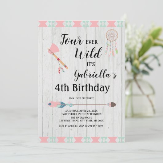 Rustikales Boho Tribal Vier Ever Wild 4. Geburtsta Einladung (Stehend Vorderseite)