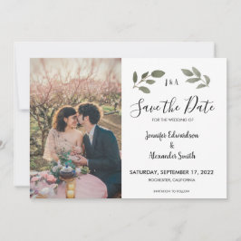 Rustikales botanisches Monogramm-Foto Save the Dat Einladung