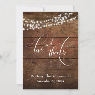 Rüstikales braunes Holz mit weißen Lichterketten Dankeskarte