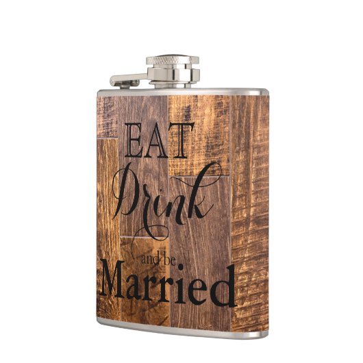 Rustikales braunes Holzkorn essen Getränke verheir Flachmann (Links)